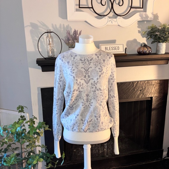 Ann Taylor Cream and Silver Jacquard Floral Sweater - Picture 3 of 13